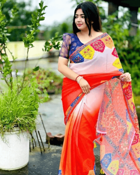 আলাদা ব্লাউজ পিস সহ দোপাট্টা চান্দুরী সিল্ক শাড়ী