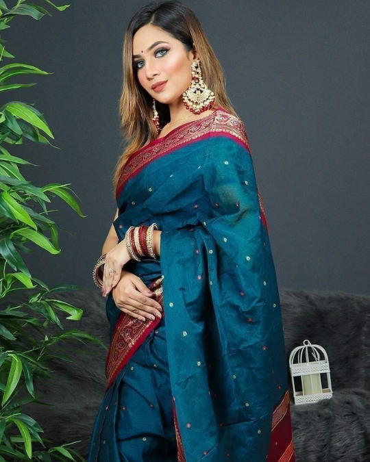 আলাদা ব্লাউজ পিস সহ গুটি গ্যাস মাসলাইস কটন শাড়ী